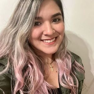 Meet your Posher, Maria angelica